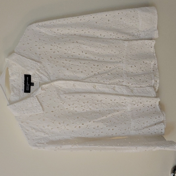 jones NEW YORK White Eyelet Peplum Peekaboo Coquette Cover-up Shacket - Picture 3 of 8
